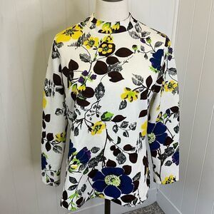 Vintage Wyndham Women’s Medium White Yellow Beautiful Floral Blouse Top